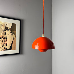 Hängelampe Flowerpot VP1 orange Emaille von Verner Panton für Louis Poulsen