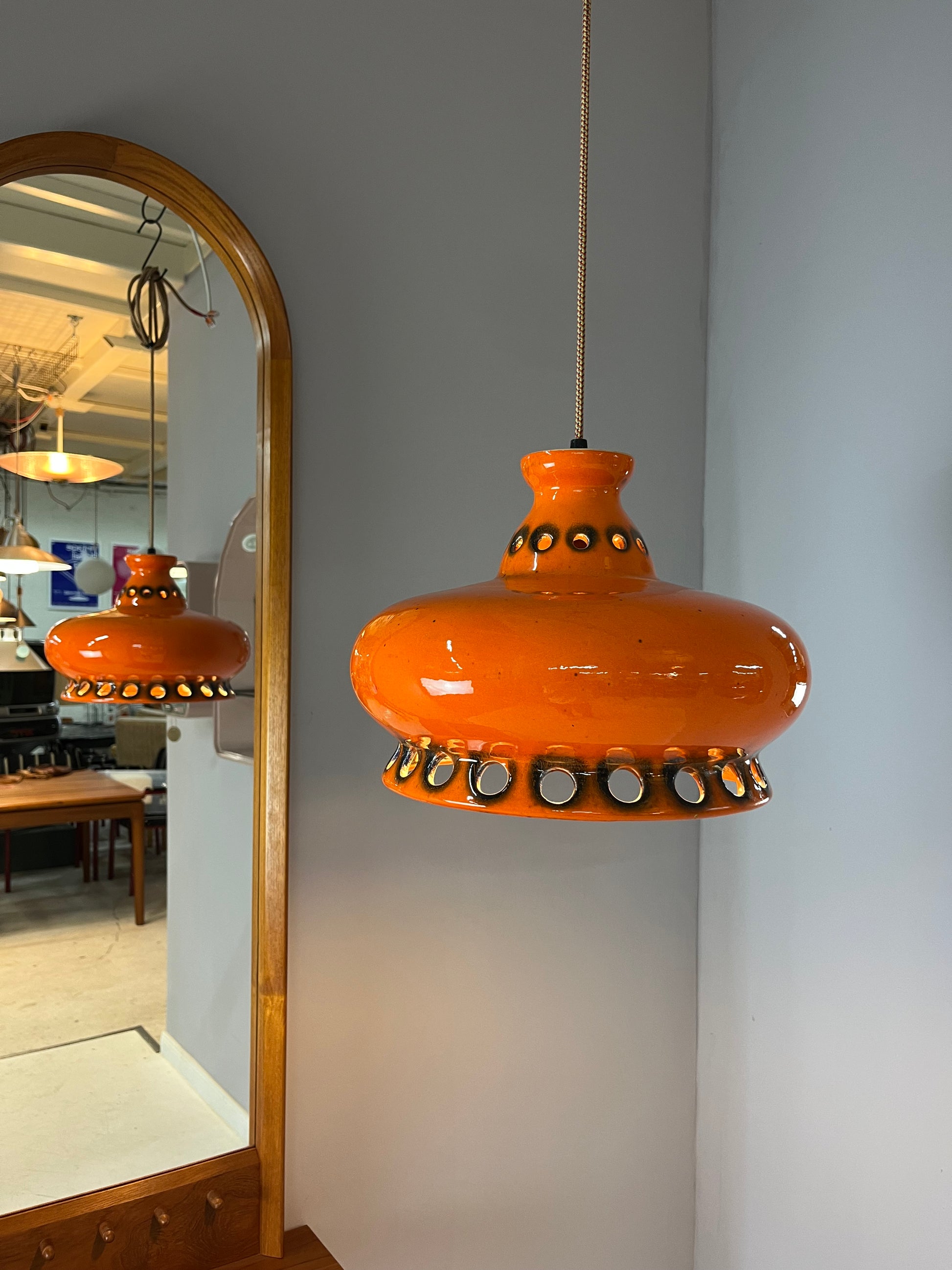 Keramiklampe orange aus Westdeutschland