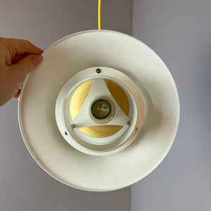Lamellenlampe weiß gelb von Lyskær