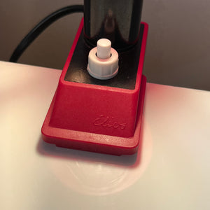 Klemmlampe rot mit Kunststoffschirm & Schalter von Elios