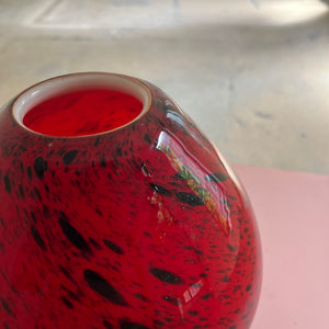 Vase rot schwarz Glas