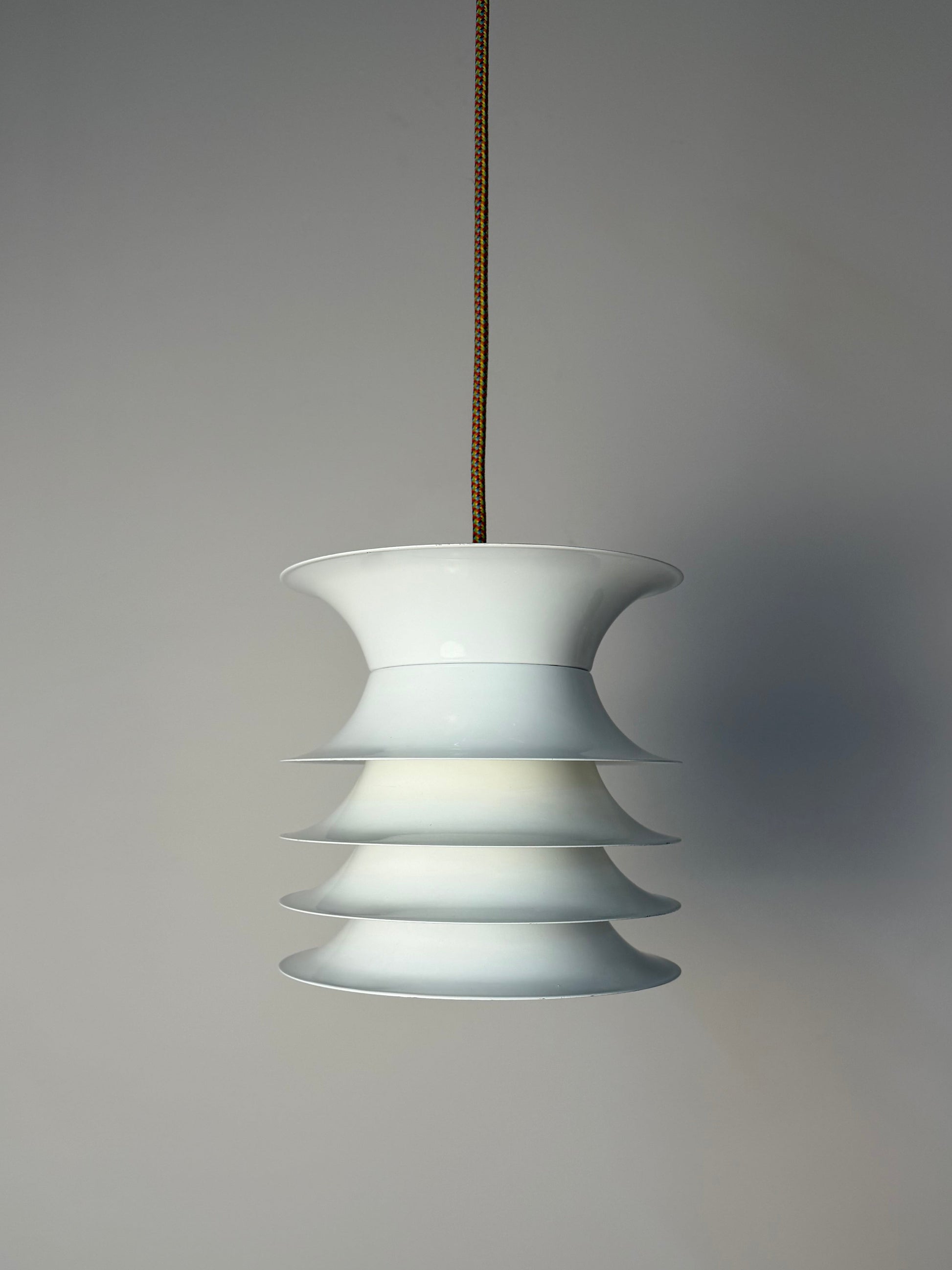 Lamellenlampe weiß aus Dänemark