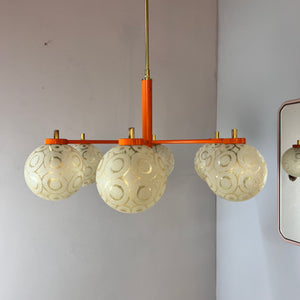 Kronleuchter orange creme