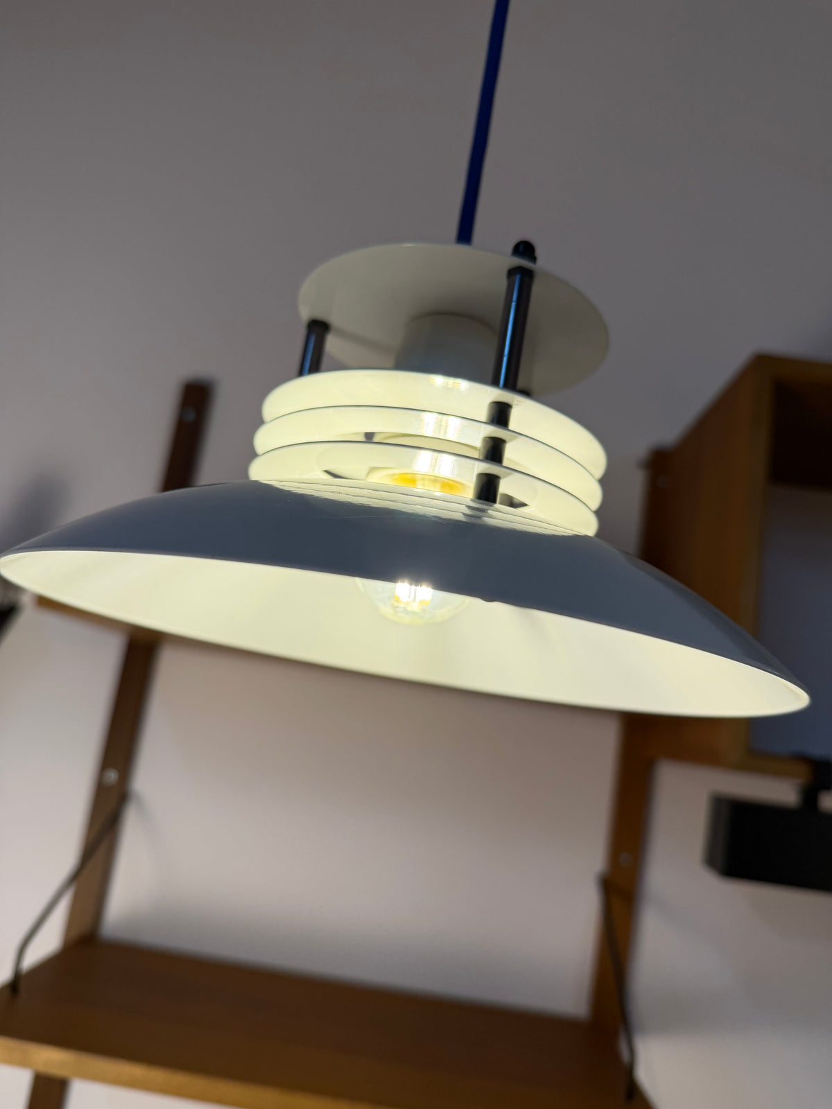 Lamellenlampe weiß aus Dänemark