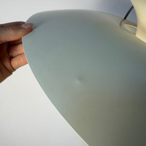 Lamellenlampe PH5 weiß von Poul Henningsen für Louis Poulsen