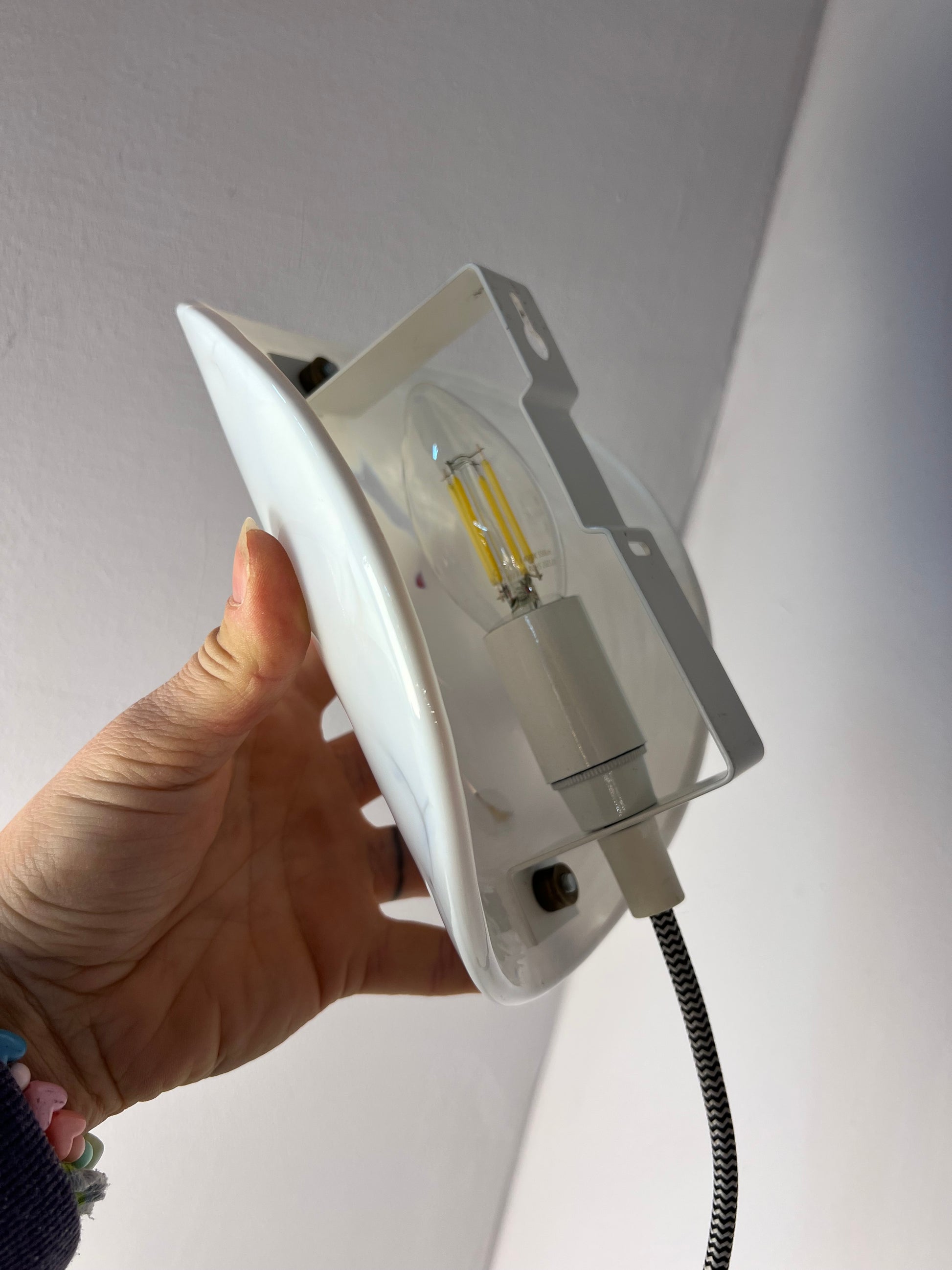 Wandlampe weiß Glas von EL Light aus Dänemark