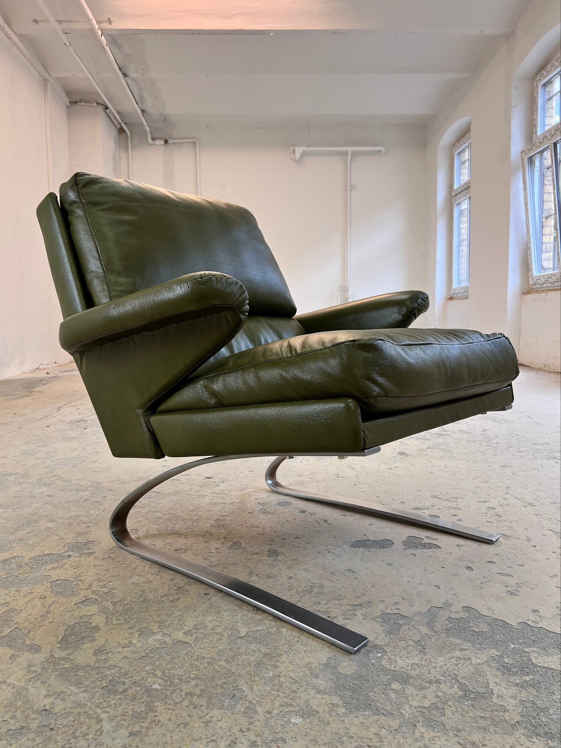 Swing Chair grün Echtleder Chrom von Reinhold Adolf & Hans Jürgen Schröpfer für COR