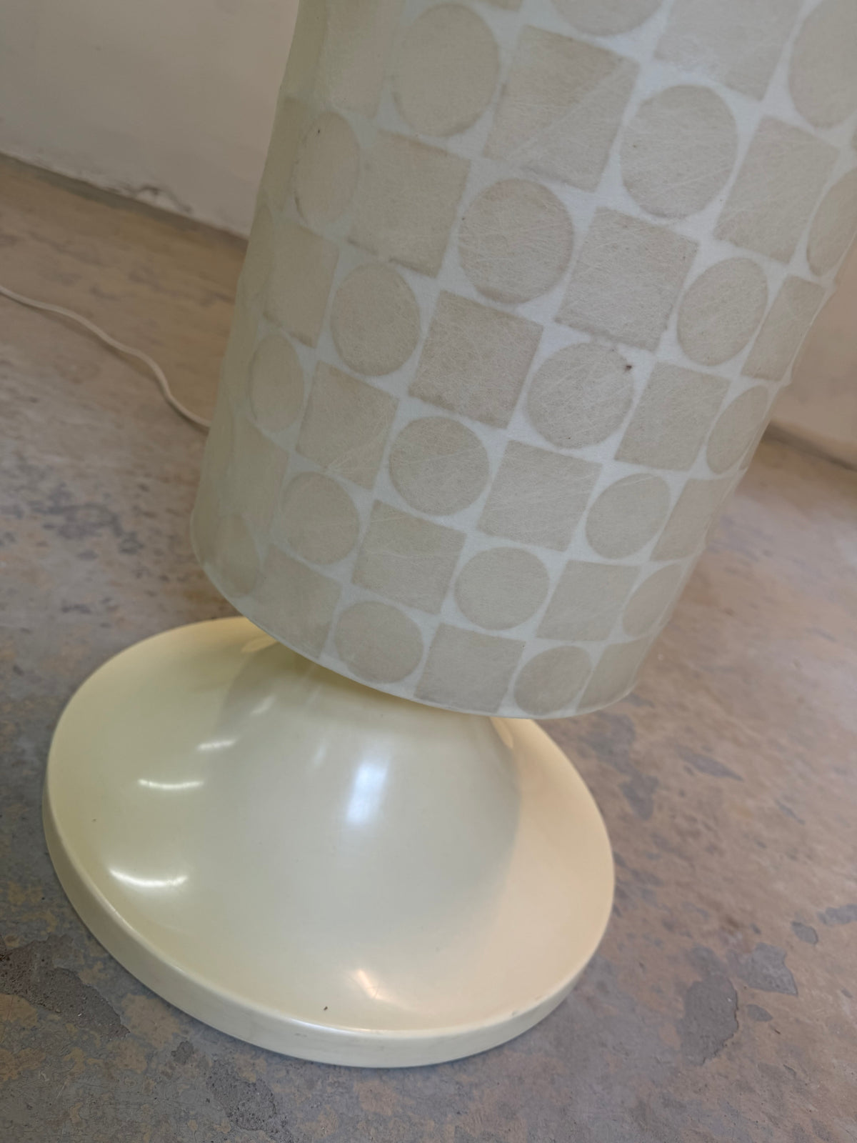 Cocoon-Stehlampe von Goldkant Leuchten