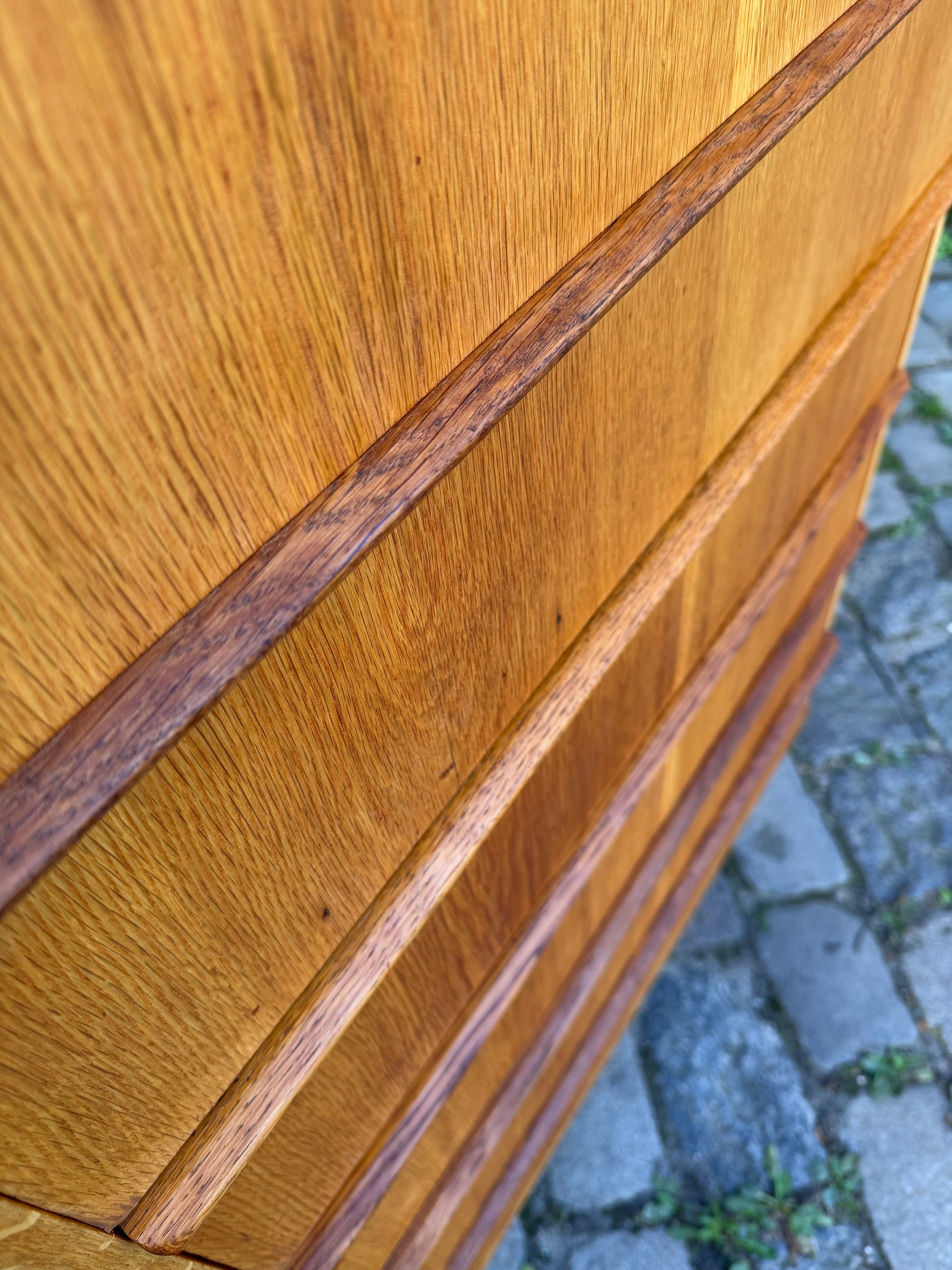 Tallboy Kommode Eiche mit Schloss aus Dänemark