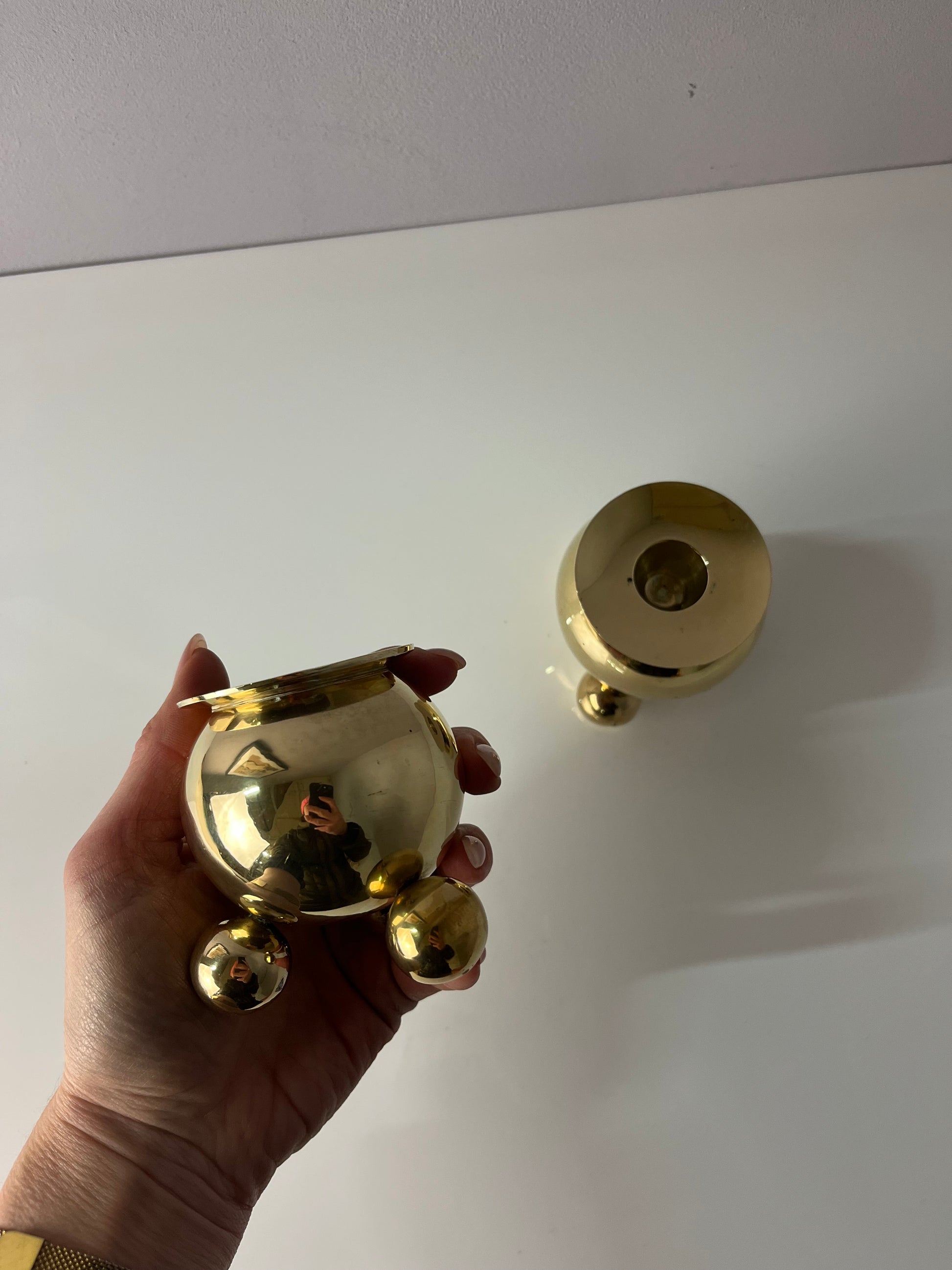 Set: 2x Kugel Kerzenständer Messing von Gusums Bruk