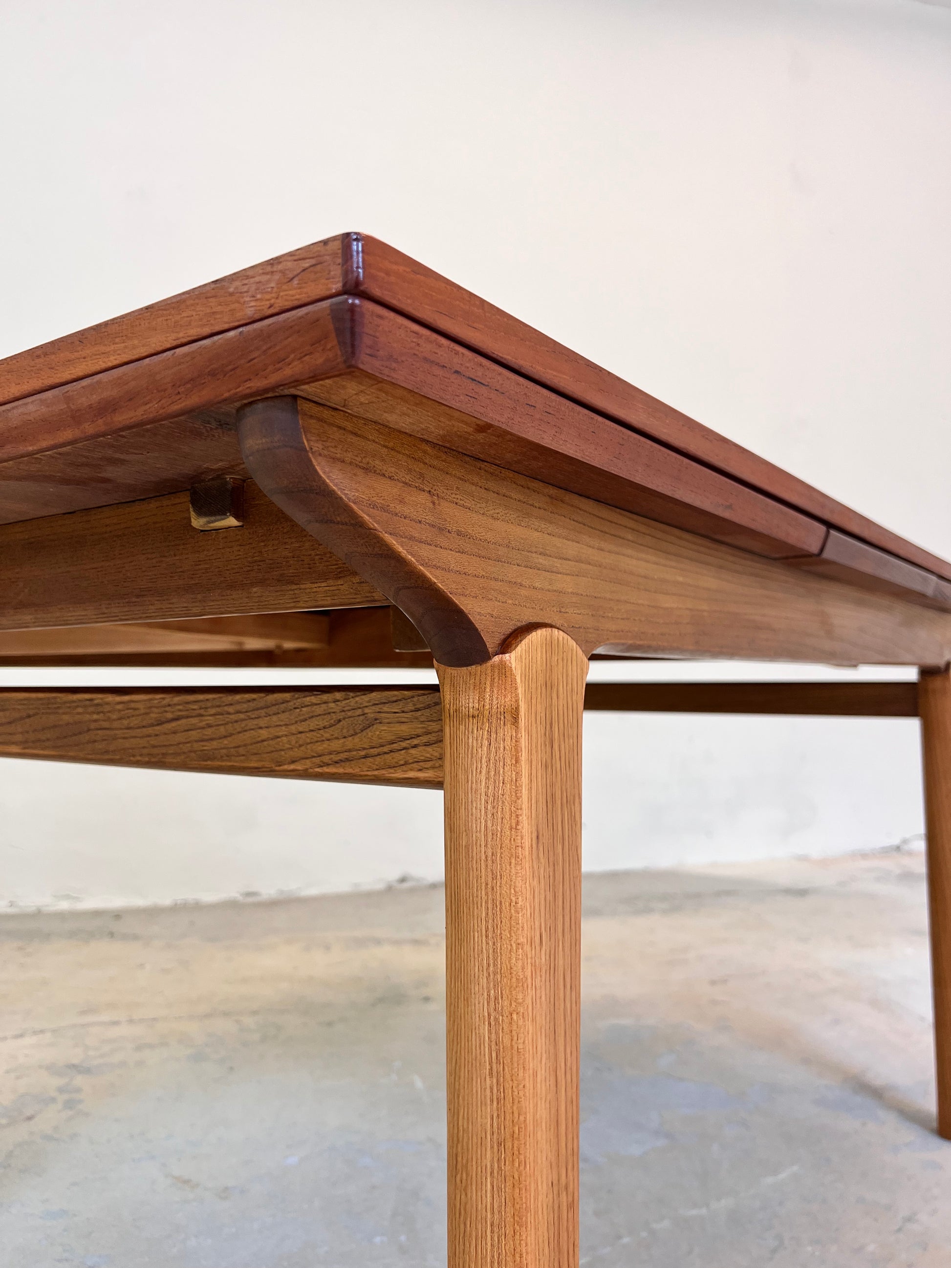 Ausziehbarer Esstisch Teak von Johannes Andersen