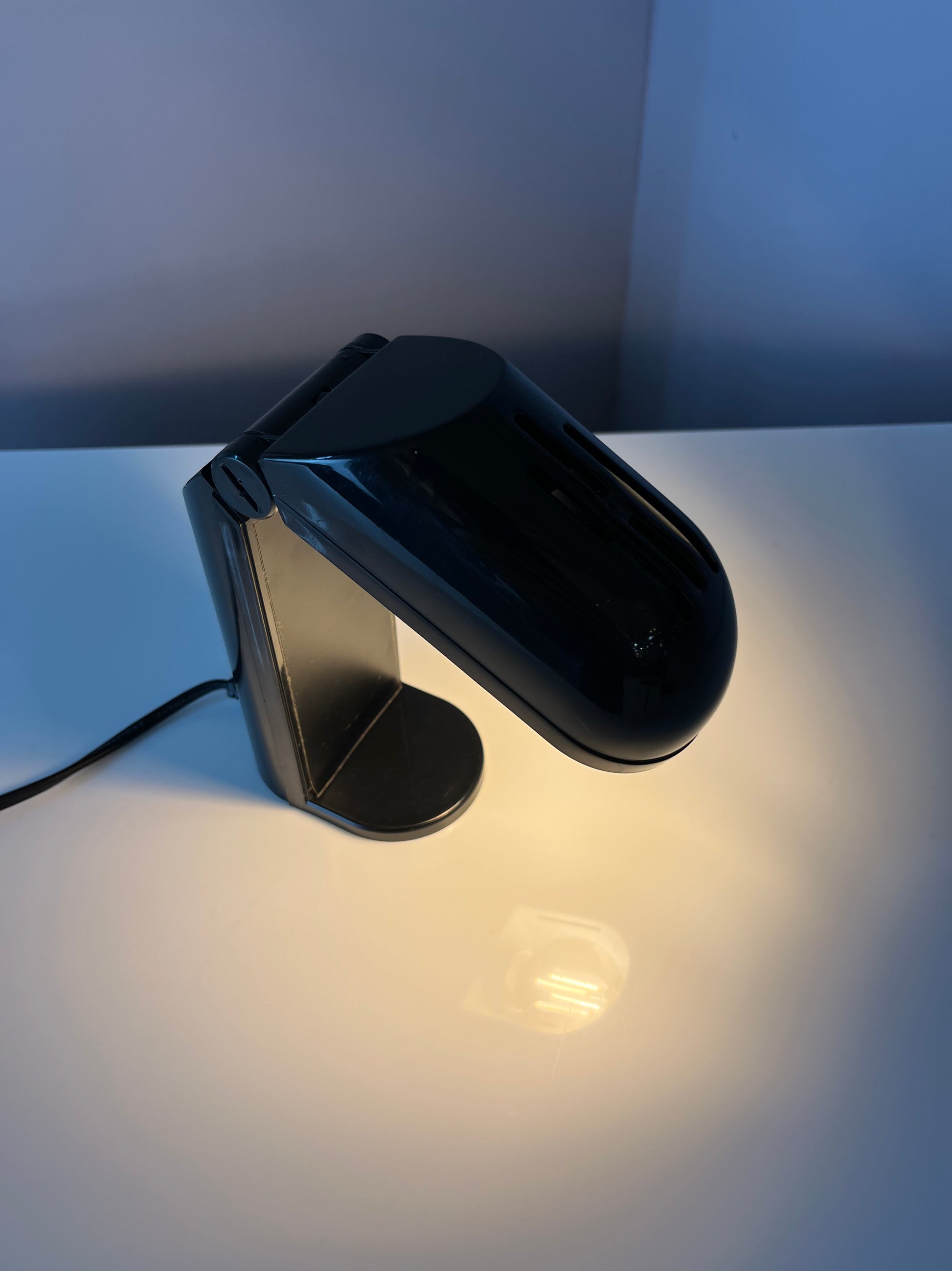 Tisch- und Wandlampe Manon schwarz von Yamada Shomei