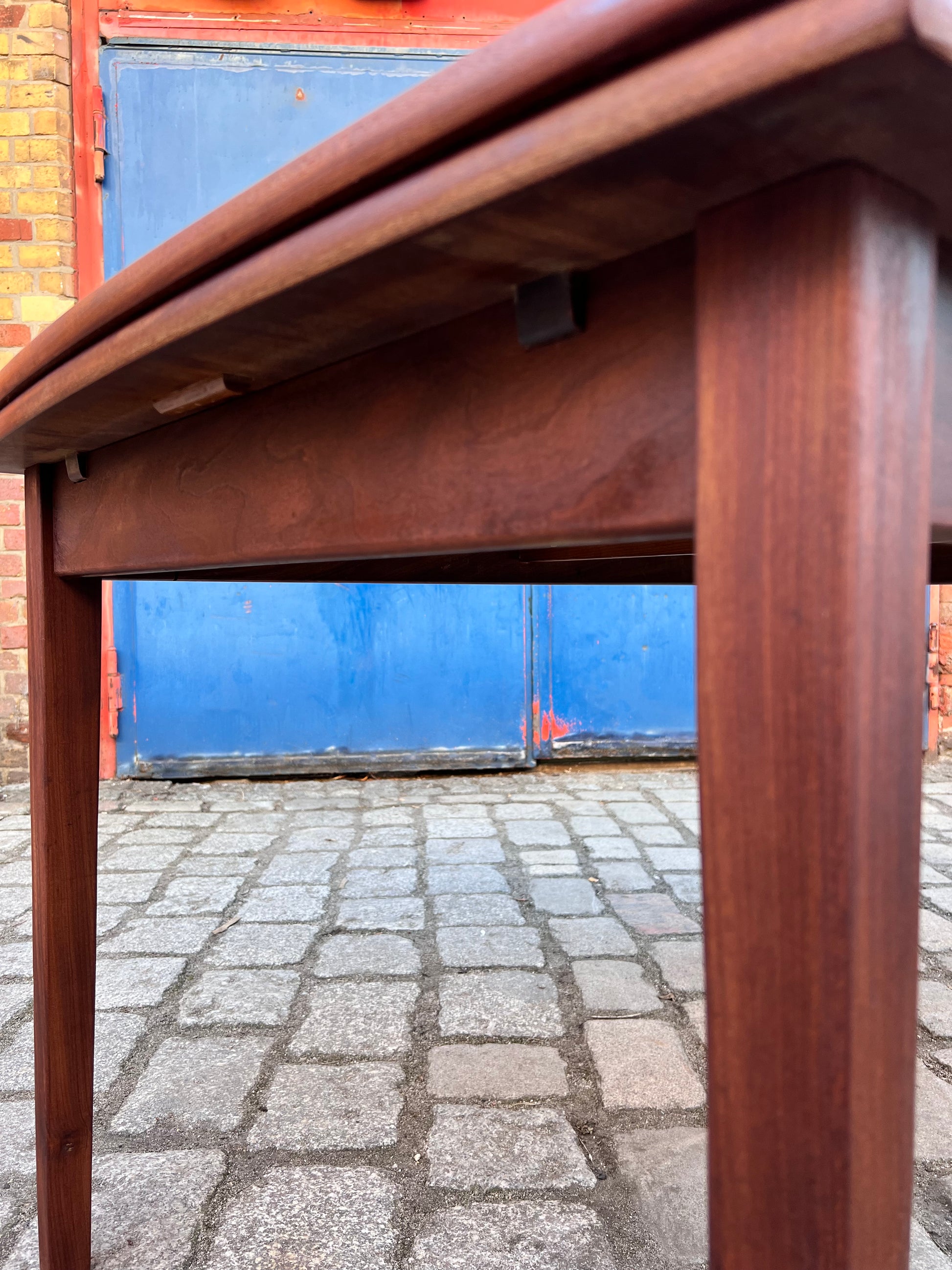 Ausziehbarer Esstisch Teak aus Dänemark