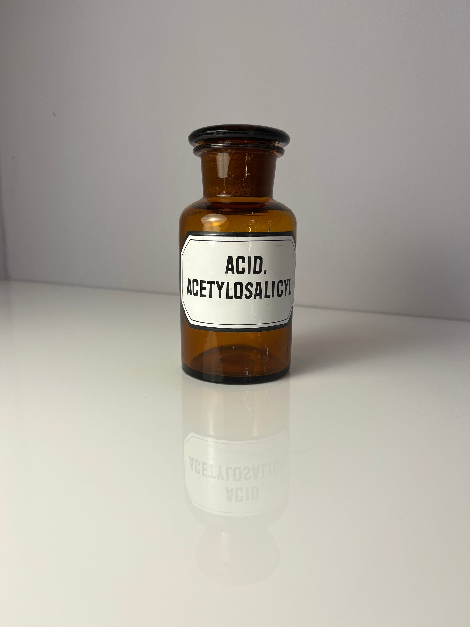 Apothekerglas Acid. Acetylosalicyl braun