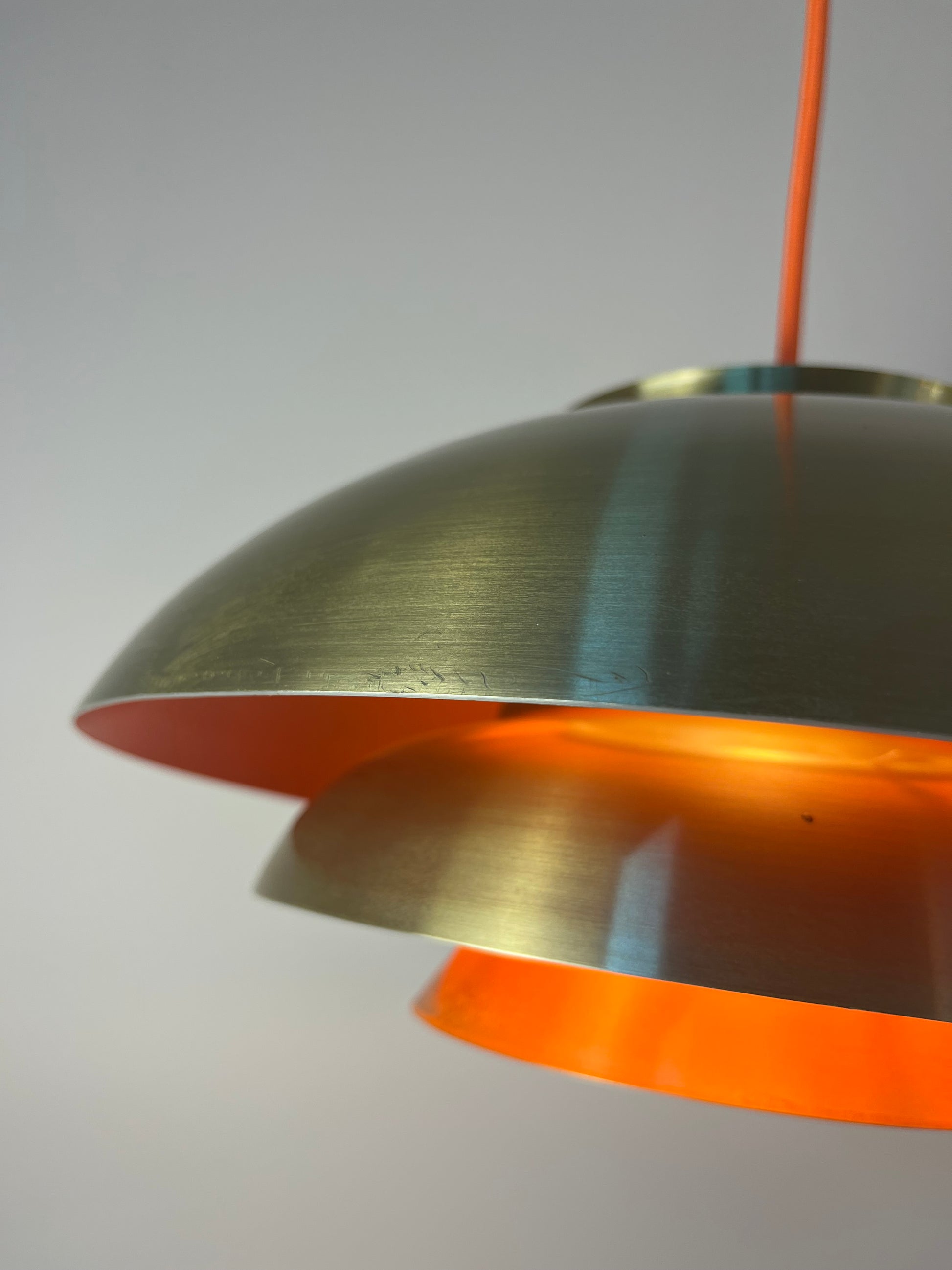 Lamellenlampe gold orange aus Dänemark
