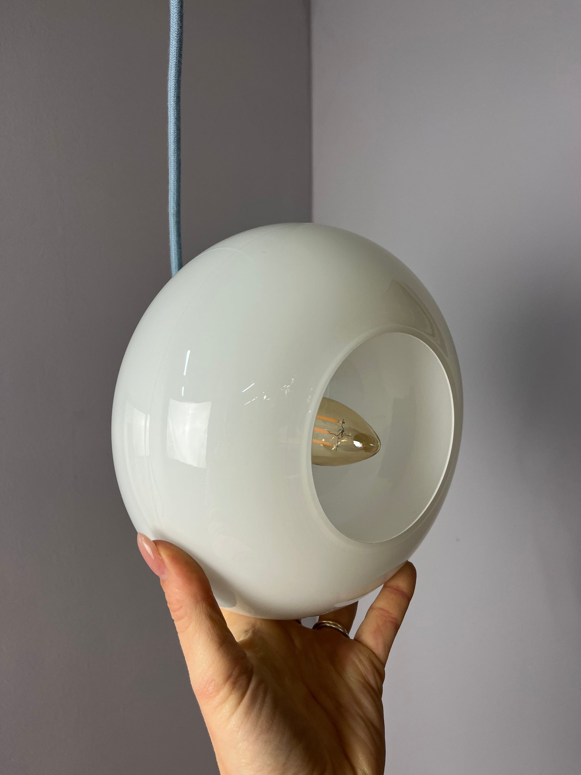 Hängelampe weiß Glas Chrom