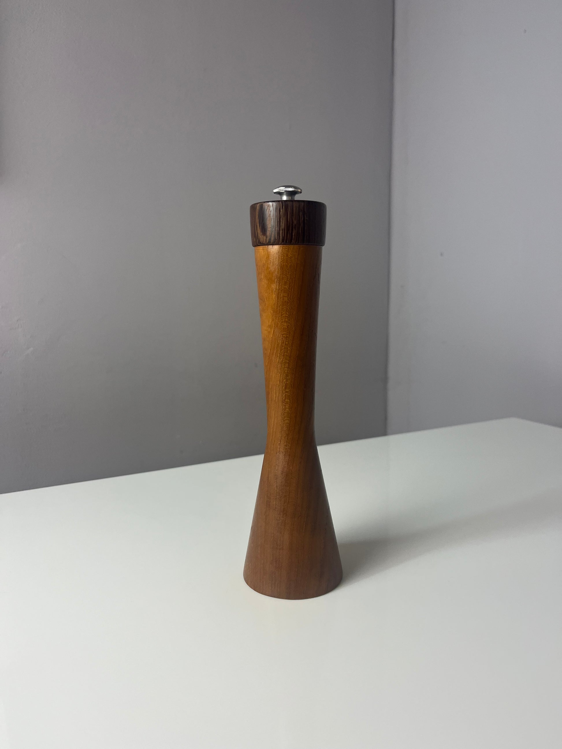 Pfeffermühle Teak von Ole Hansen aus Dänemark