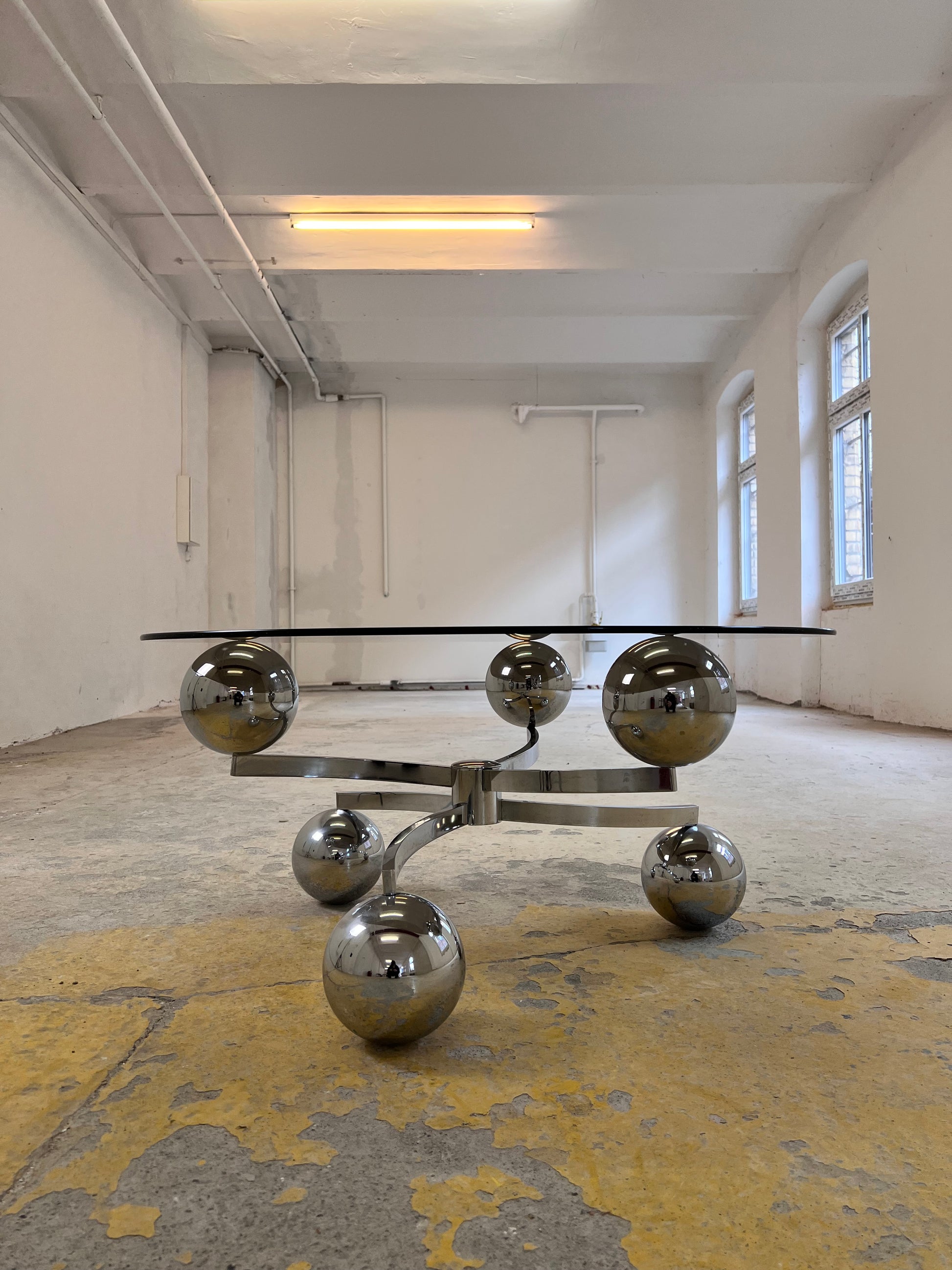 Couchtisch „Atomic“ Glas & Chrom