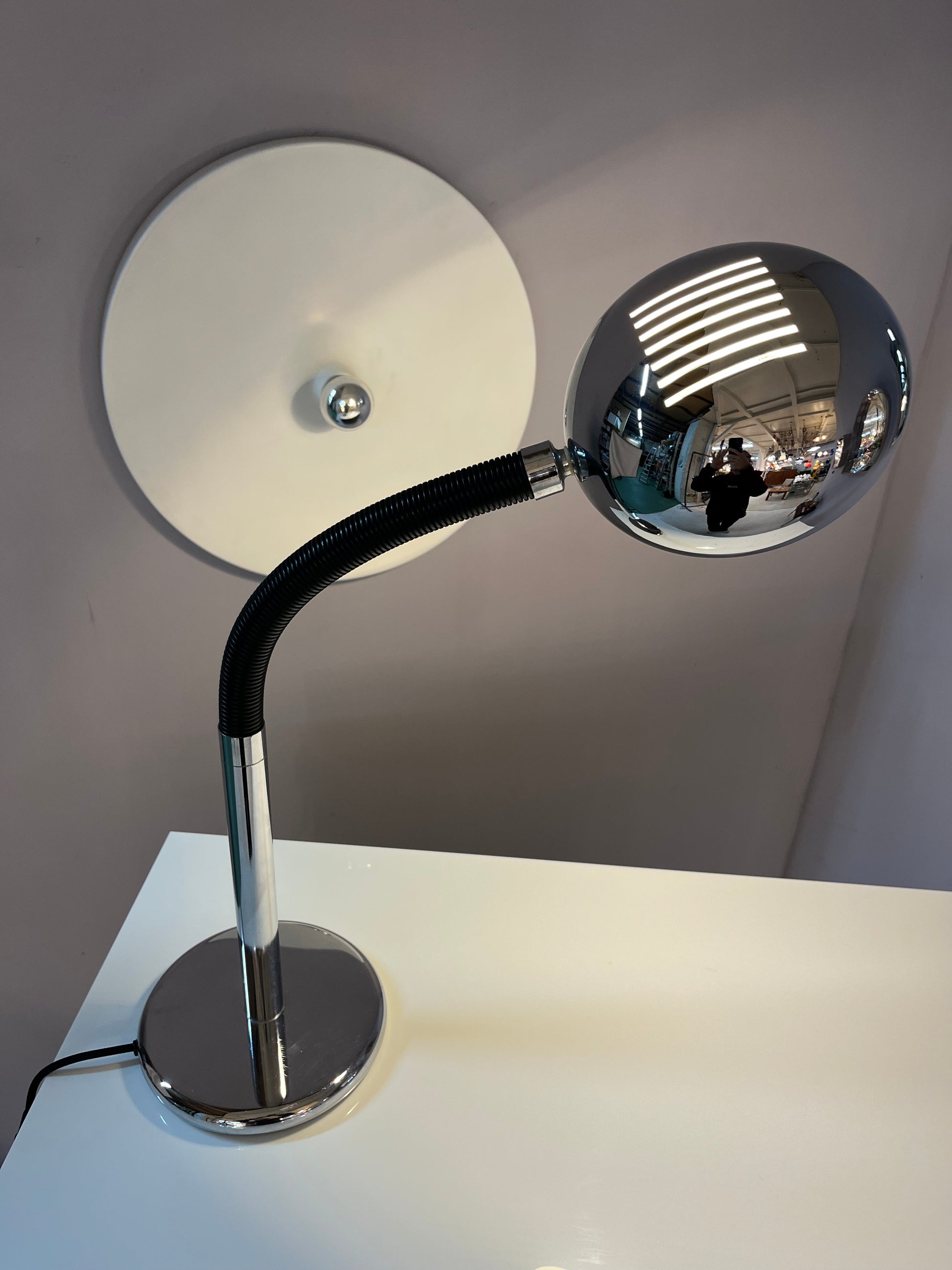 Tischlampe Gooseneck Chrom schwarz von Herda