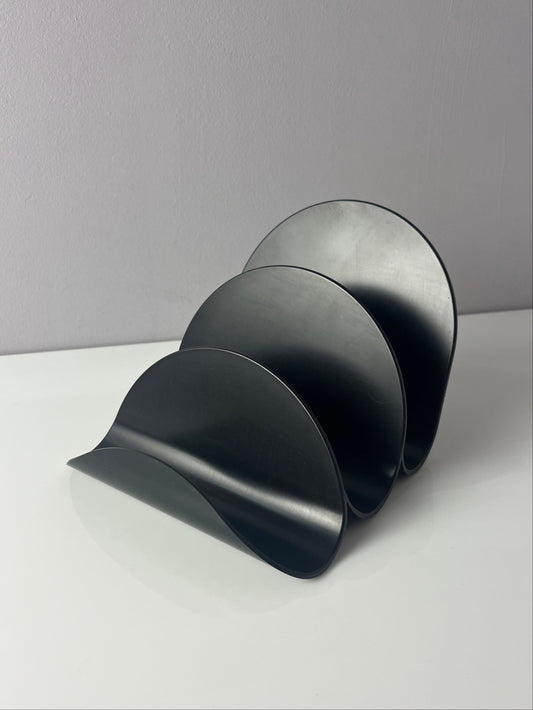 Briefhalter schwarz 70er Space Age Ära