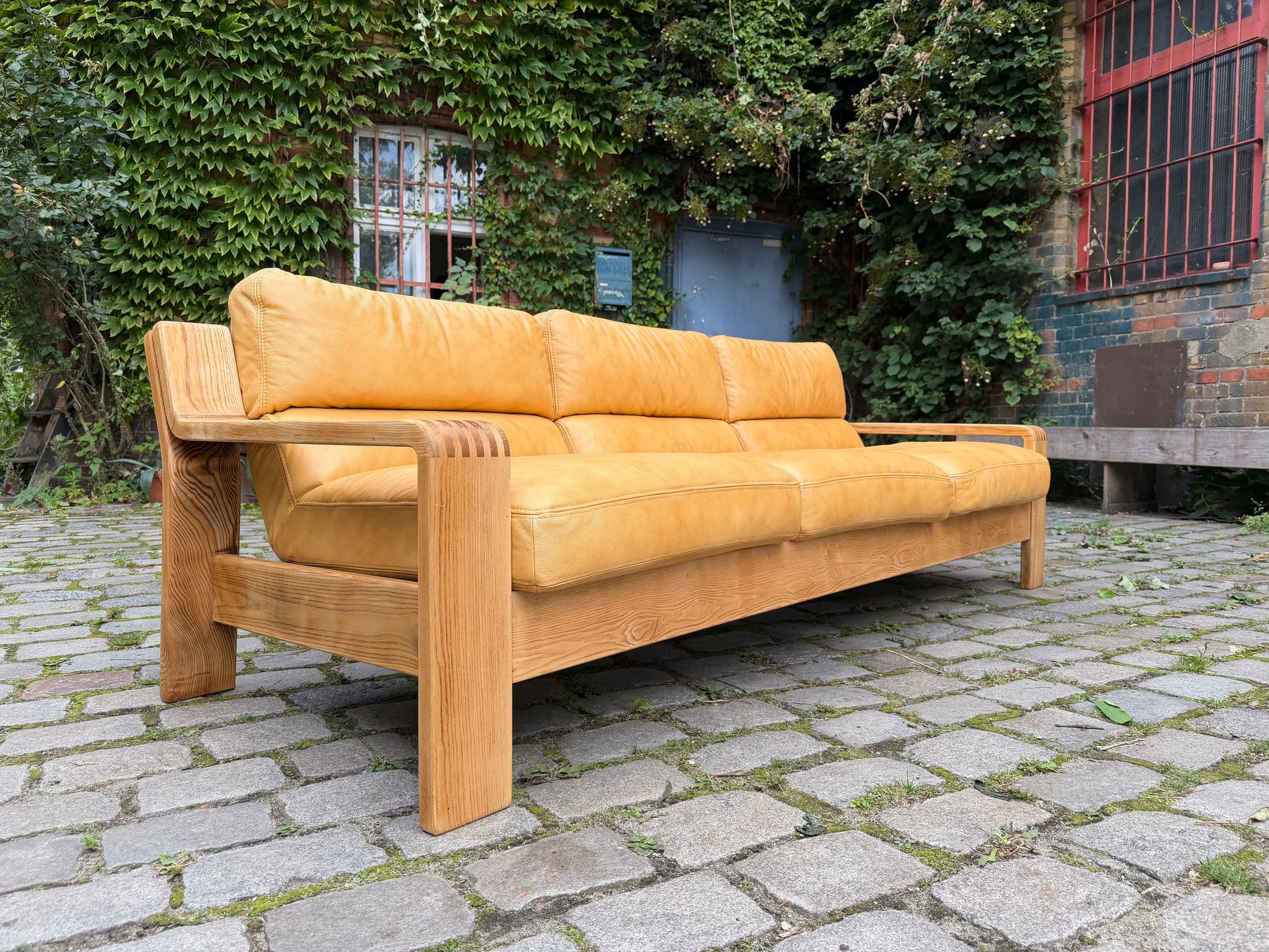 3-Sitzer Sofa gelb Echtleder Holz von Rolf Benz