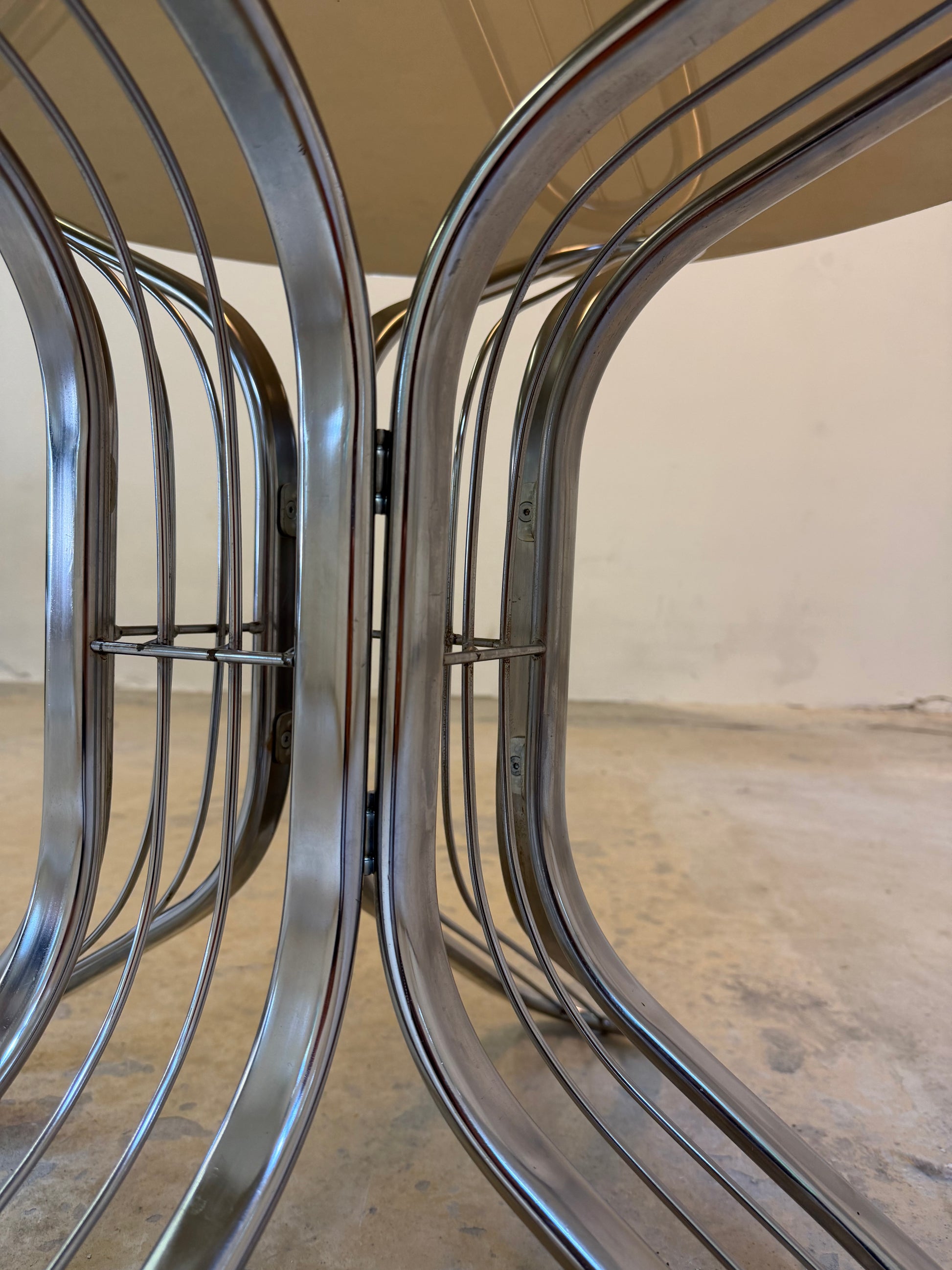 Runder Esstisch Chrom Rauchglas von Gastone Rinaldi für Rima