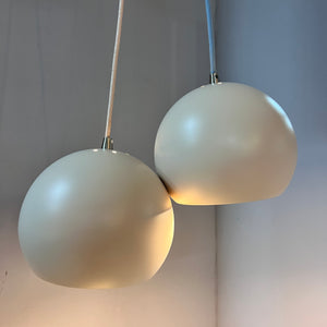 Set: 2x Kugellampe neu lackiert creme