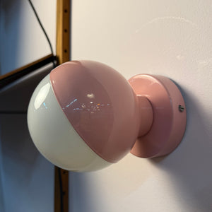 Wandlampe Typ 0330 rosa aus Dänemark