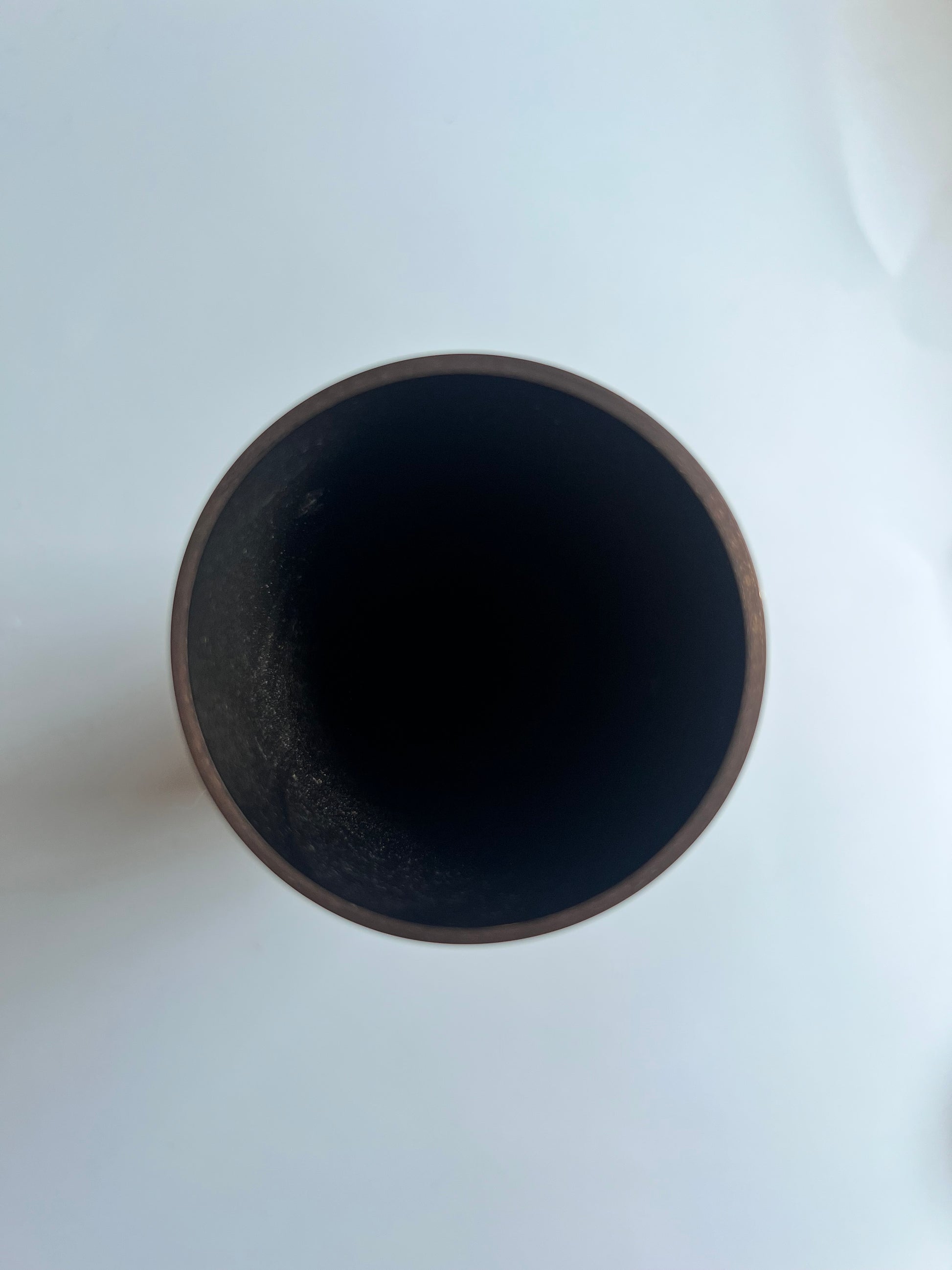 Brutalistische Vase gold Messing 70er