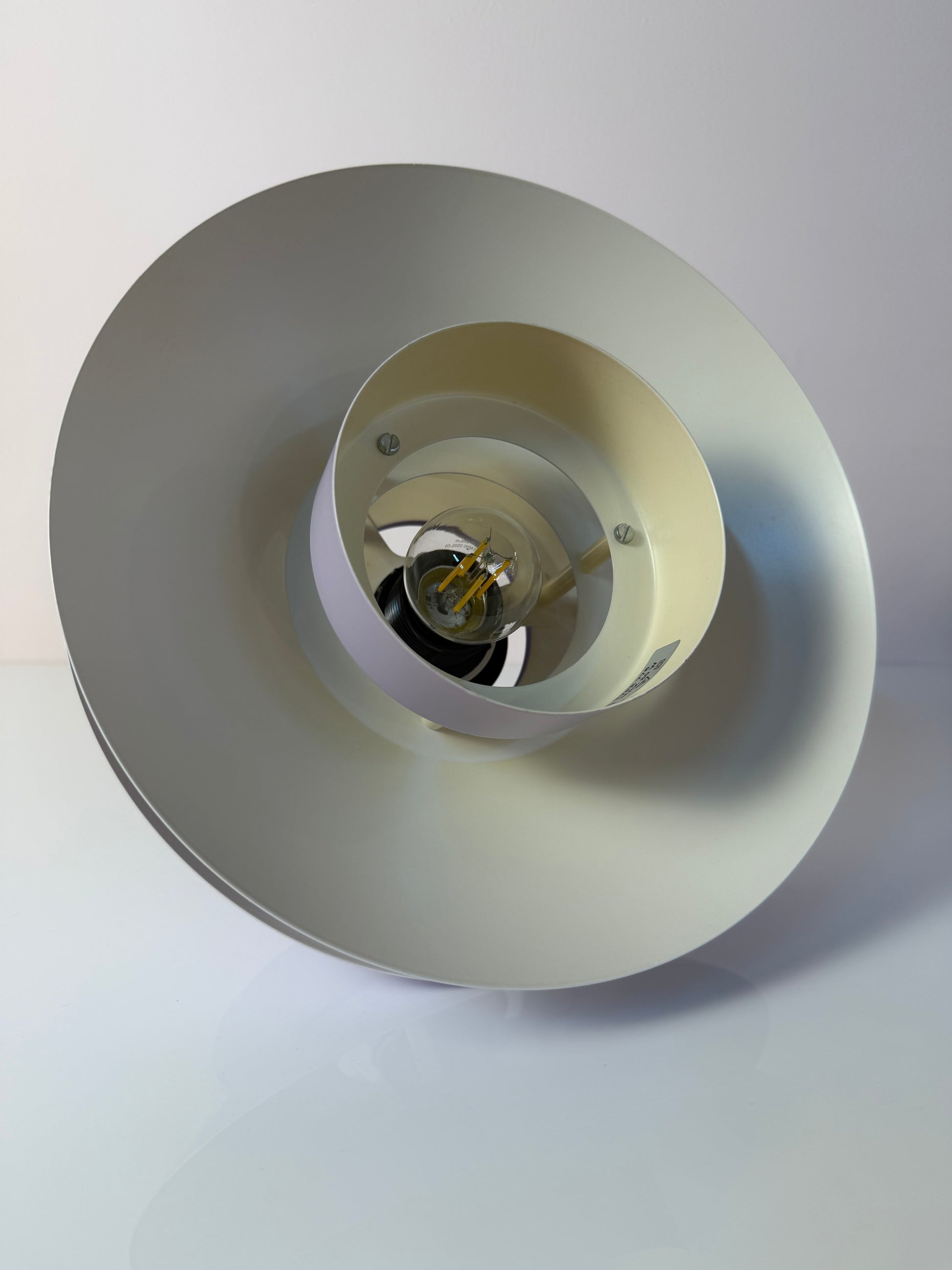 Lamellenlampe Typ 776 flieder von Horn