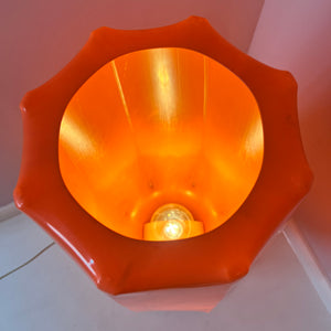Stehlampe orange von Ilka Plast