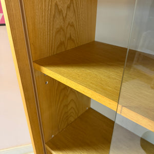 Vitrine Typ 430 mit neuen Hairpinlegs von Joachim Nebelung für Hellerau