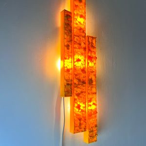 Wandlampe gelb von Uwe Mersch