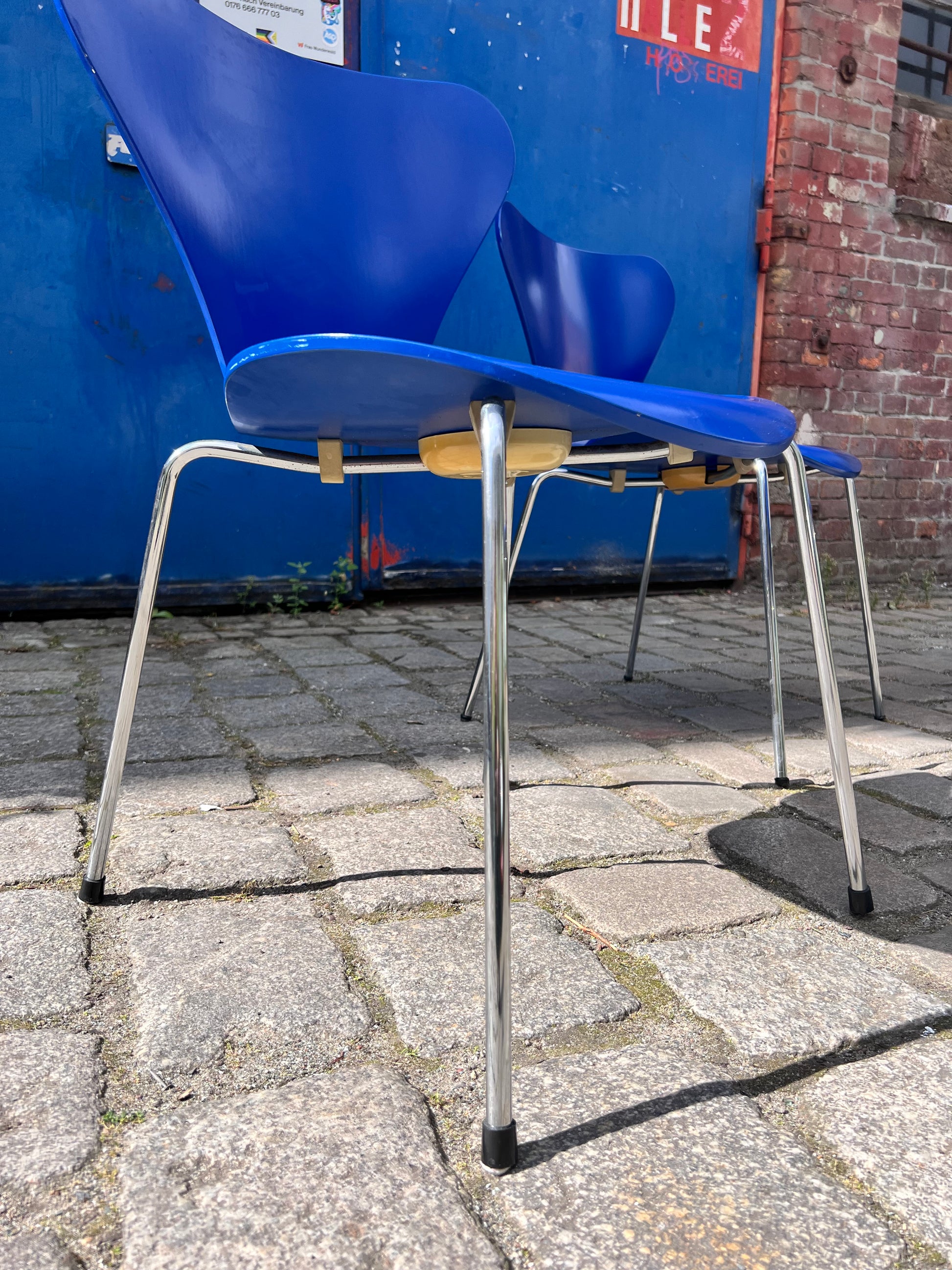 Set: 4x Stuhl Serie 7 Königsblau lackiert von Arne Jacobsen für Fritz Hansen