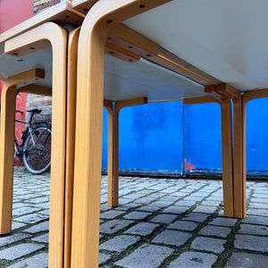 Halbrunder Esstisch grau Buche von Rud Thygesen & Johnny Sørensen für Farstrup