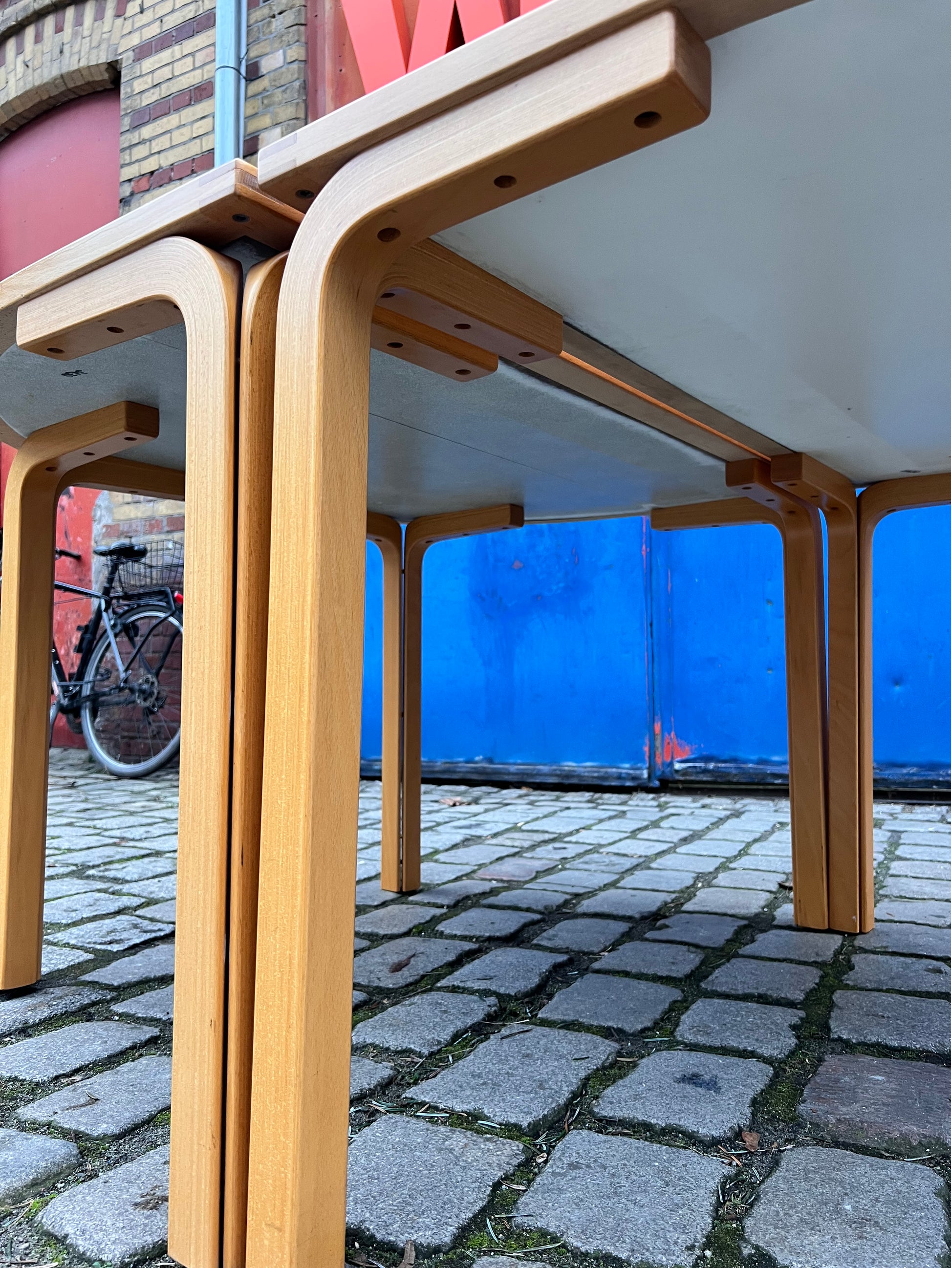 Halbrunder Esstisch grau Buche von Rud Thygesen & Johnny Sørensen für Farstrup