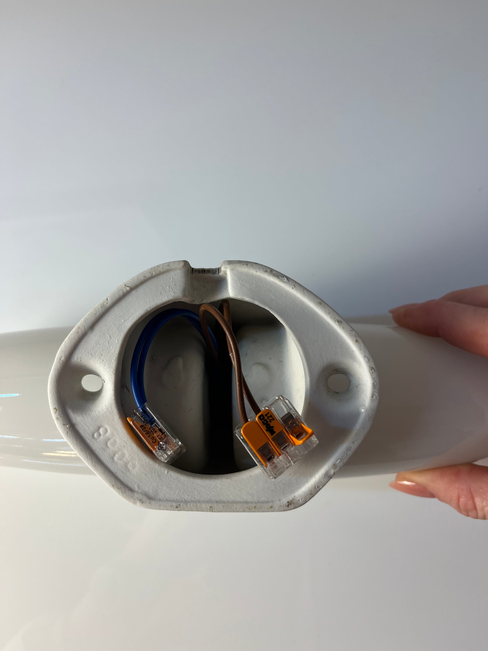 Wandlampe Modell 6068 weiß von Wilhelm Wagenfeld für Lindner