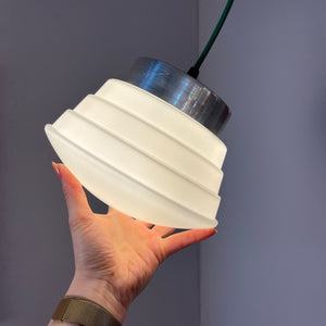 Hängelampe weiß silber Glas