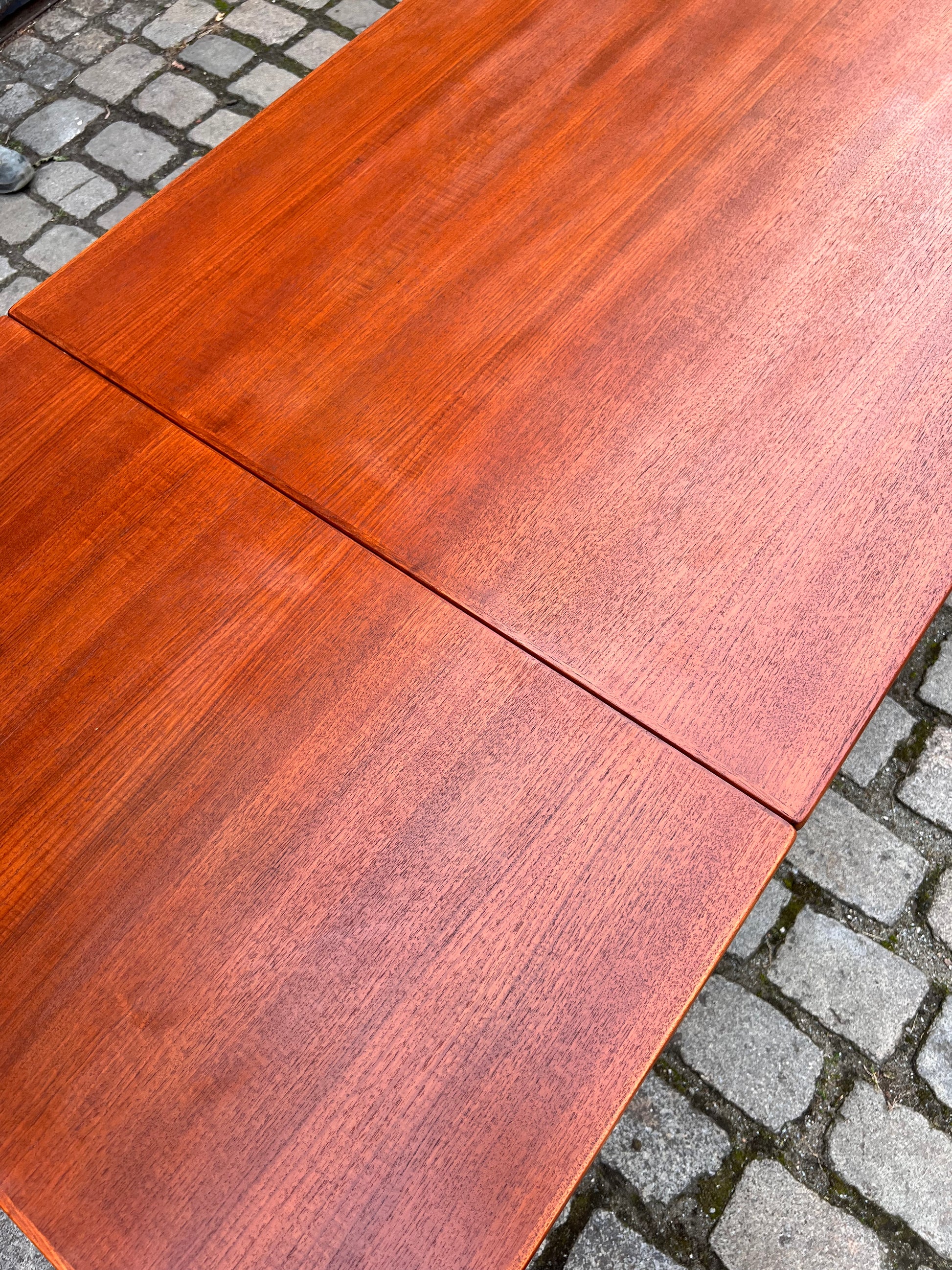 Esstisch Teak ausziehbar aus Dänemark