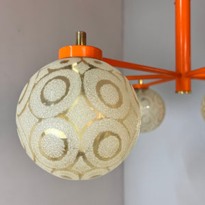 Kronleuchter orange creme