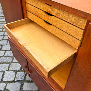 Highboard Teak mit runden Griffen