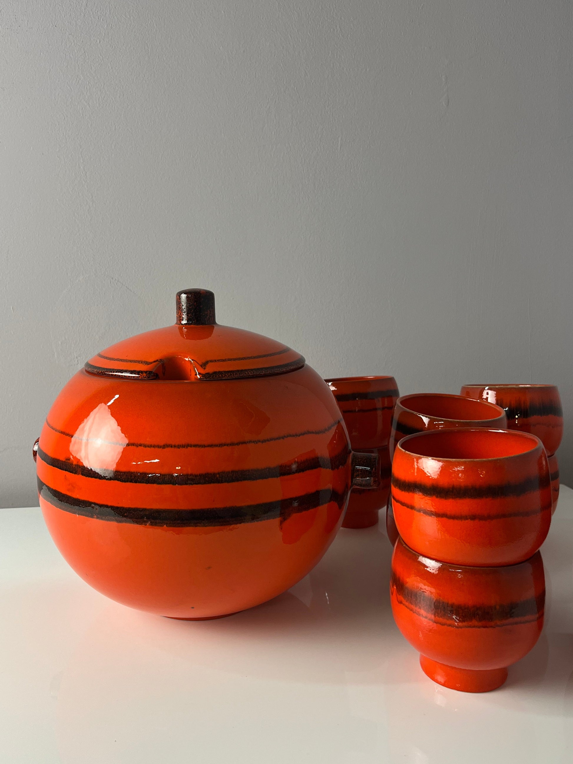 Bowle-Set: 10 Becher und 1 Terrine orange Keramik