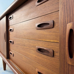 Sideboard Teak von H.P. Hansen - Breite 220 cm