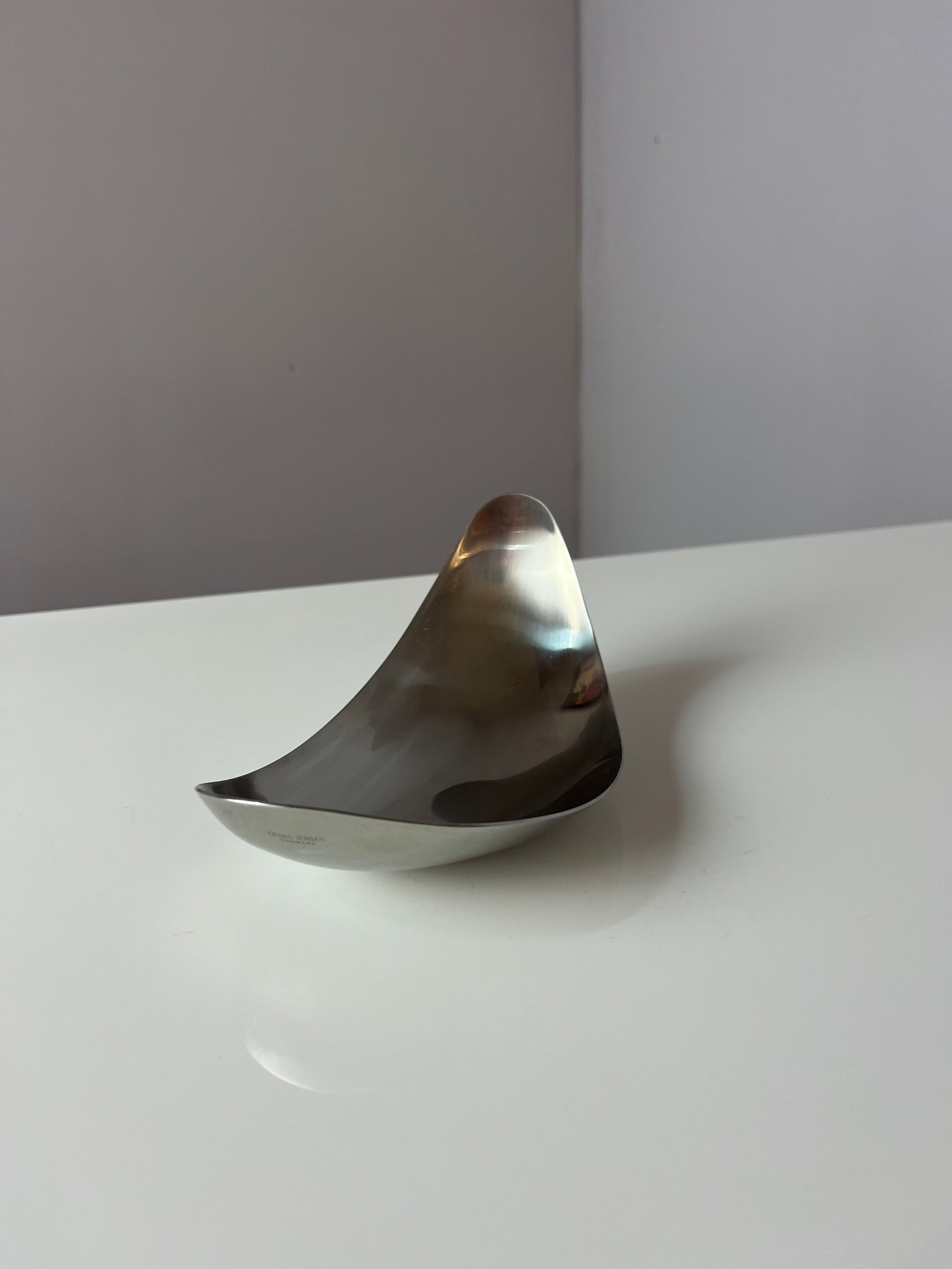 Servierschalen Leaf klein von Helle Damkjær für Georg Jensen