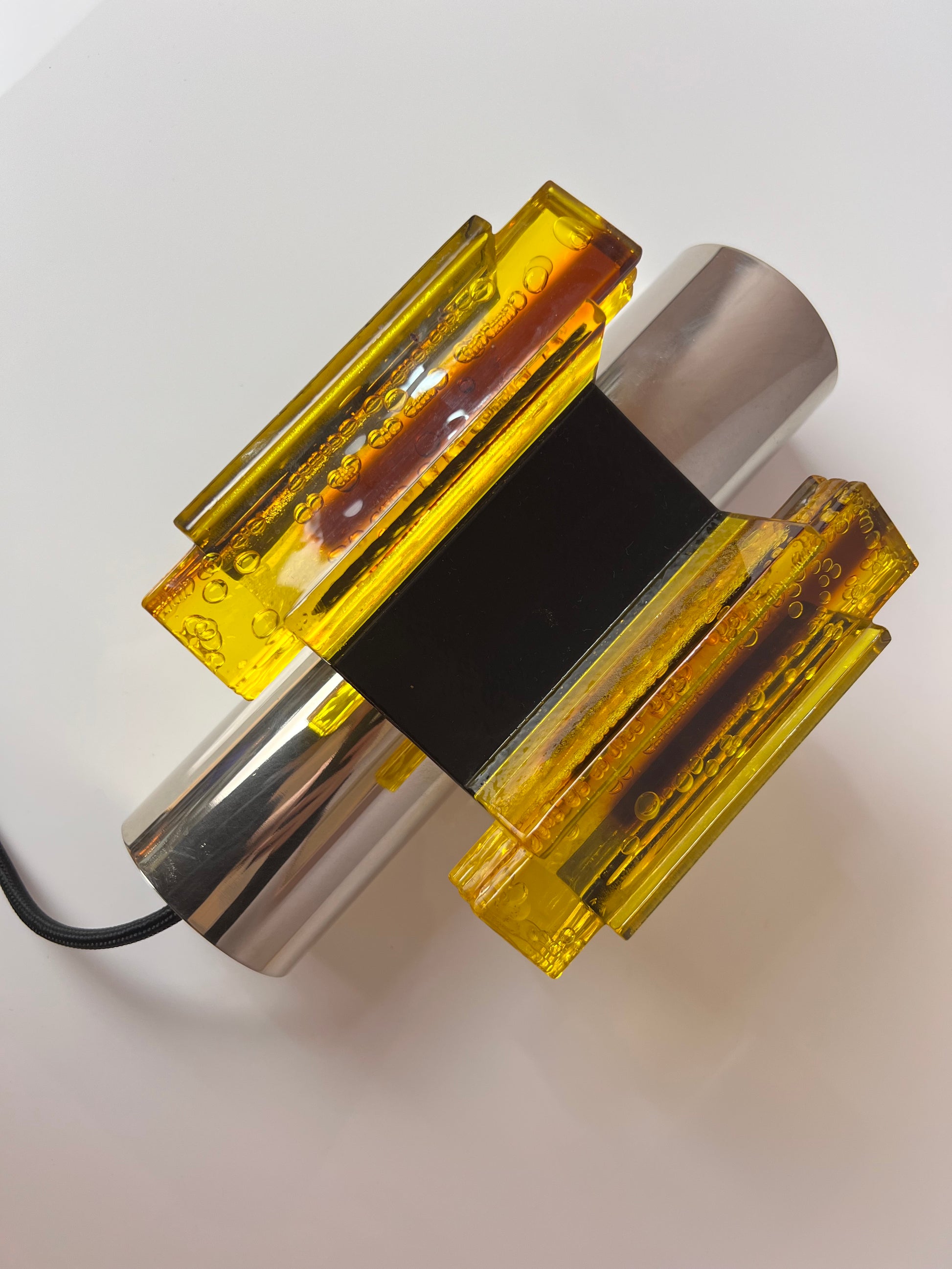 Wandlampe gelb schwarz von Claus Bolby für Cebo