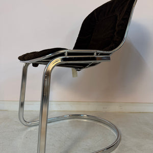 Freischwinger Chrom mit braunem Polster von Gastone Rinaldi