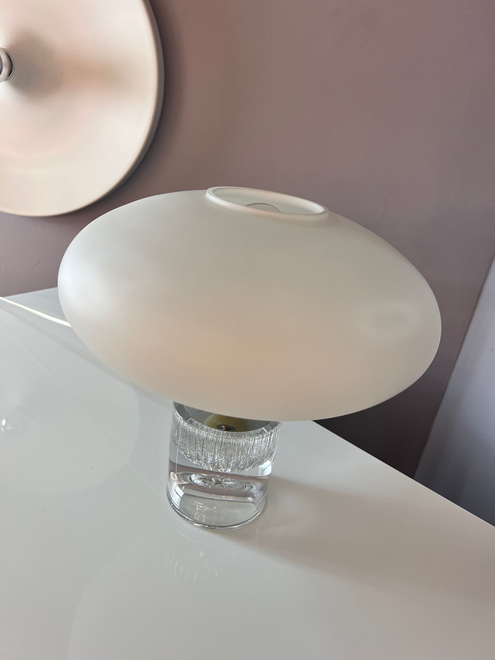 Tischlampe weiß Glas von Daum Nancy
