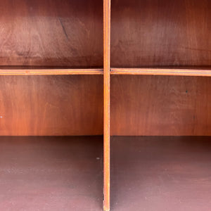 Highboard Teak mit Jalousietüren aus Dänemark