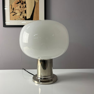 Mushroom Tischlampe Opalglas Chrom von Doria