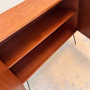 Schrank Teak auf Hairpinlegs